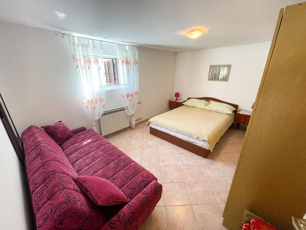 Apartmani Leonarda Jadranovo Kültér fotó